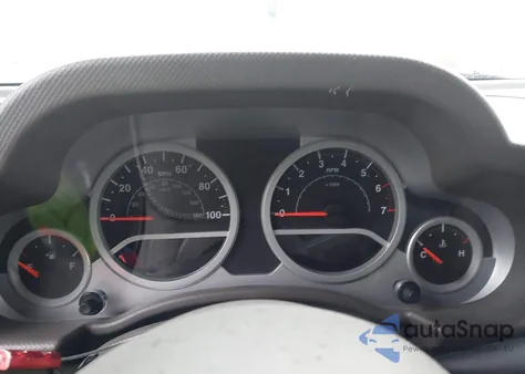 2010 Jeep Wrangler Sahara из США, поврежденный, VIN 1J4AA5D14AL105376